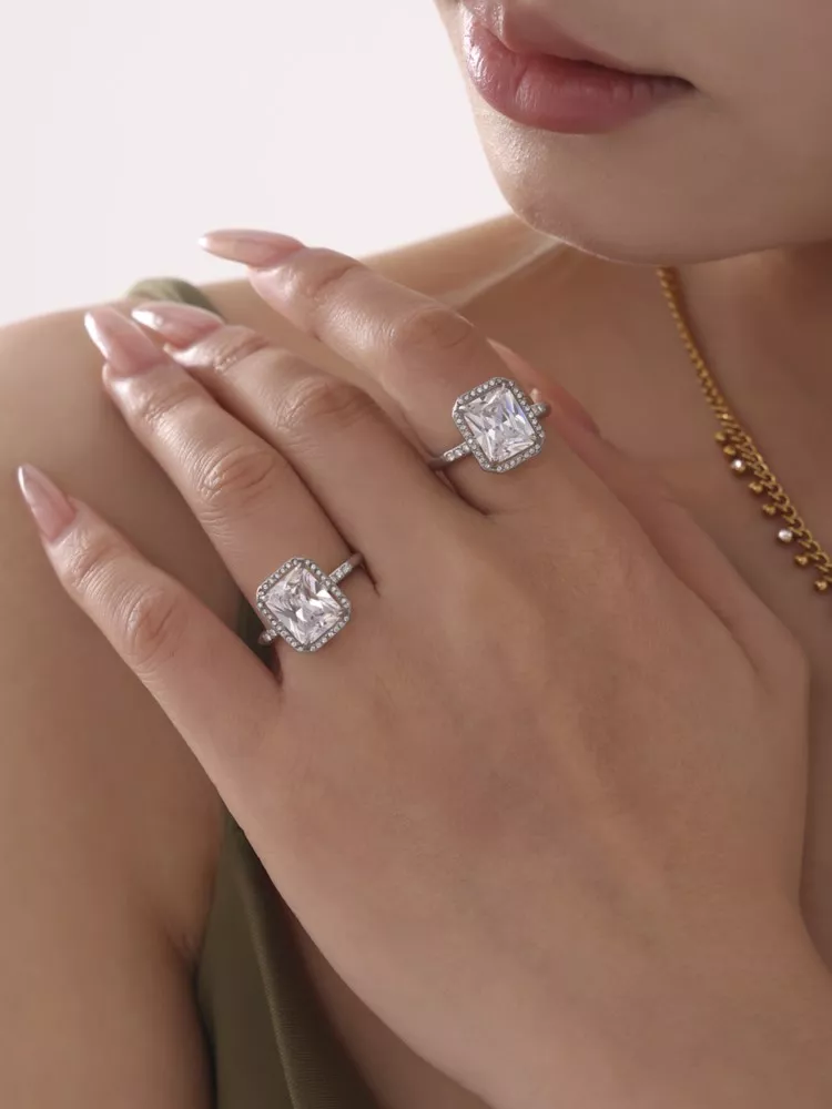 Shiny Square Zircon Ring for Women - 18k Gold Plated Adjustable Stainless Steel Ring - Image 6