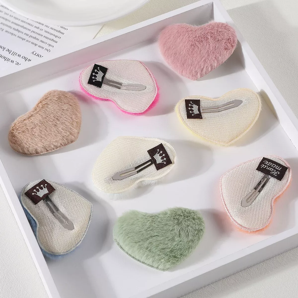 8Pcs Plush Heart-Shaped Hair Clips for Women - Image 3