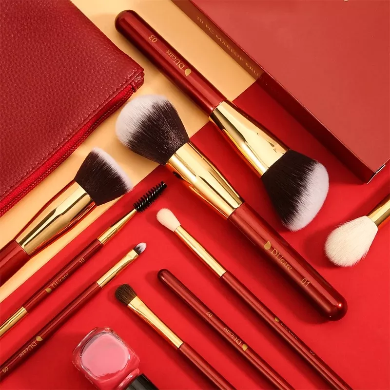 10Pcs Red Makeup Brush Set with Luxury Bag - Image 2