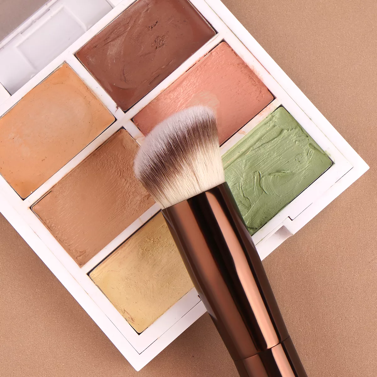 Soft Fiber Angled Makeup Brush for Foundation & Cream Blending - Image 6