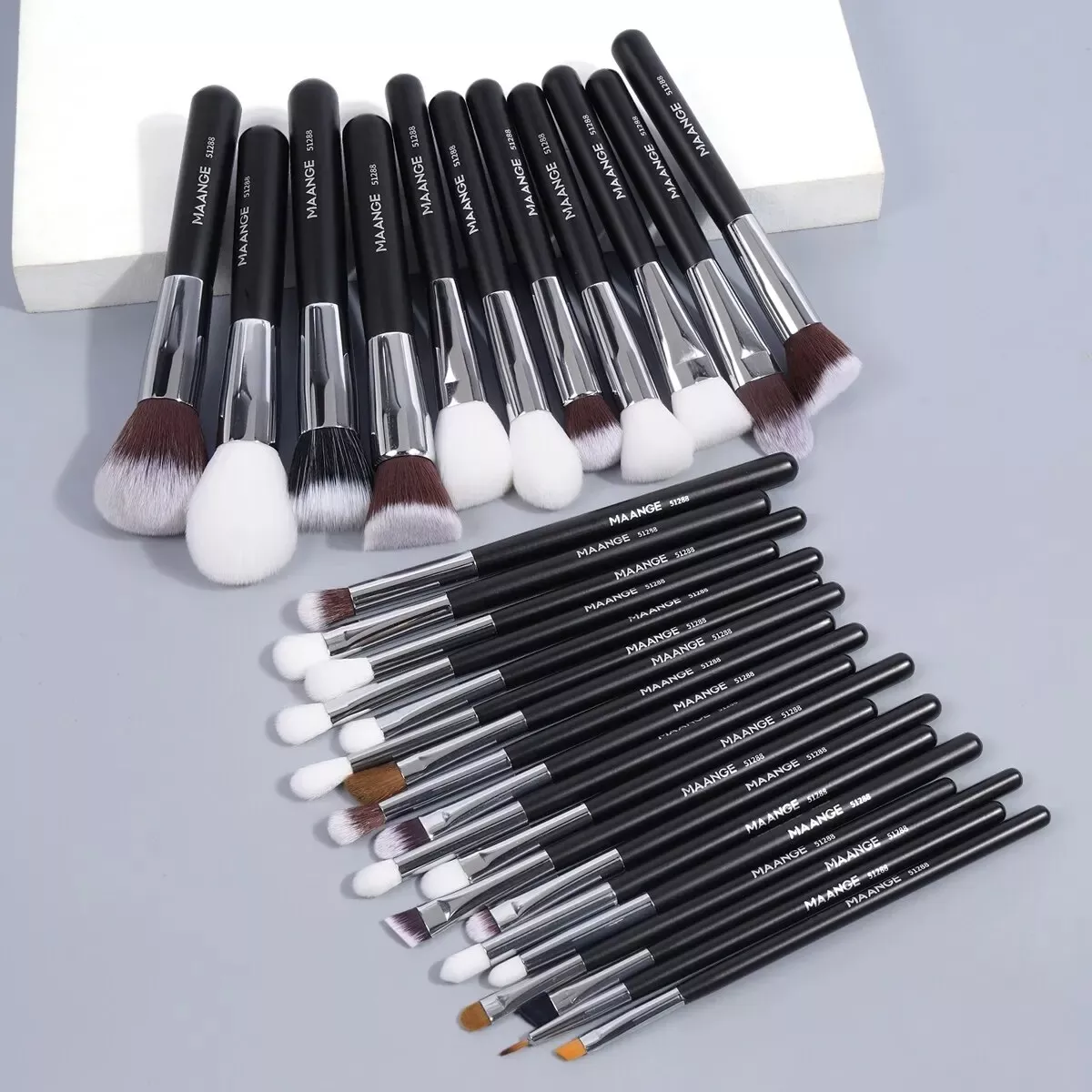 30-Piece Professional Makeup Brush Set