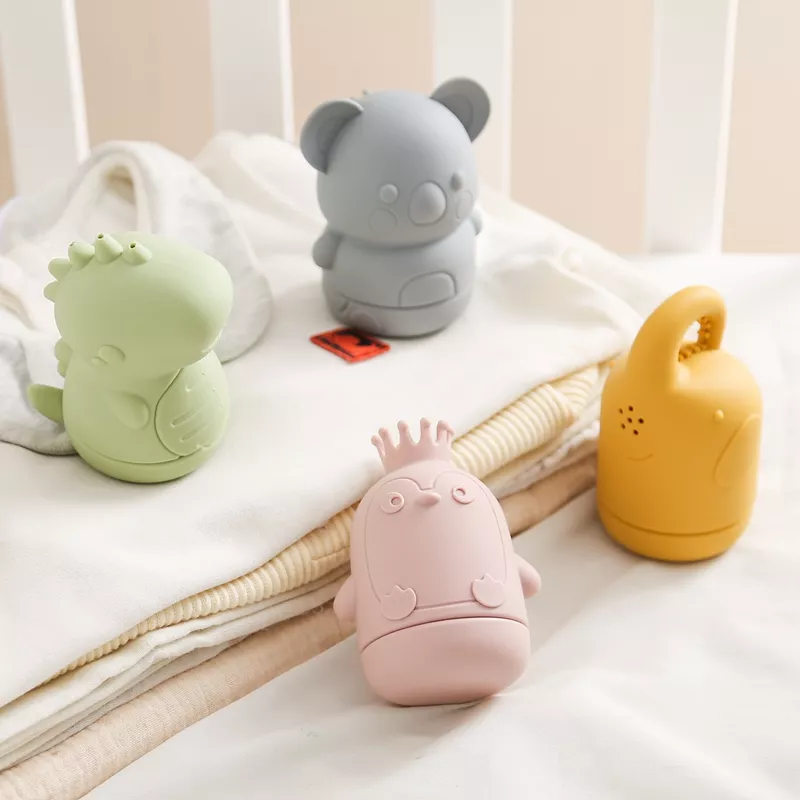 Cute Animal Water Spraying Baby Bath Toys - Image 5