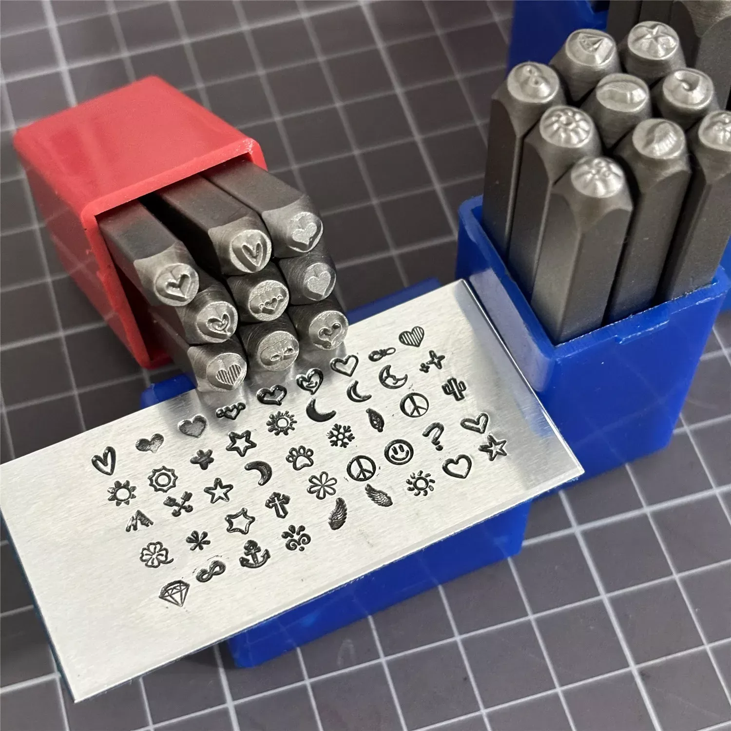 3mm Cartoon Design Metal Stamping Kit - Image 3