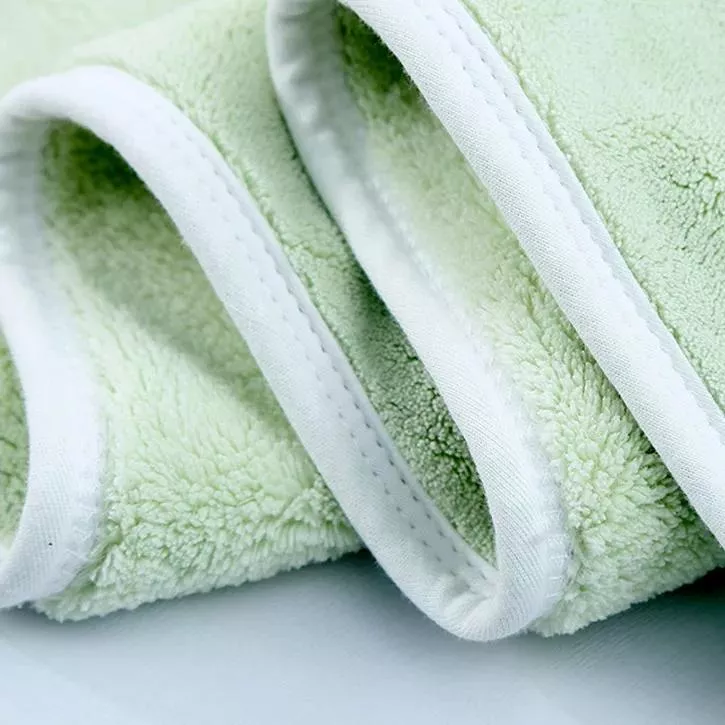 Soft Absorbent Coral Fleece Bath Towel for Home and Hotel - Image 6