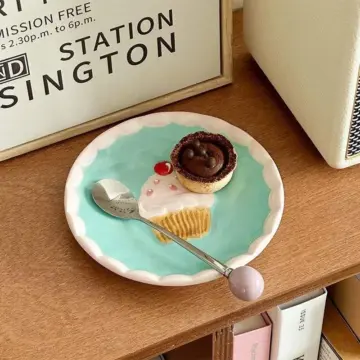 Macaron Hand-Painted Ceramic Dessert Plate