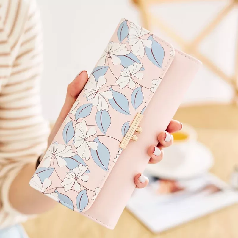 Elegant Floral Women’s Long Wallet - High Capacity 3-Fold Card Holder - Image 6