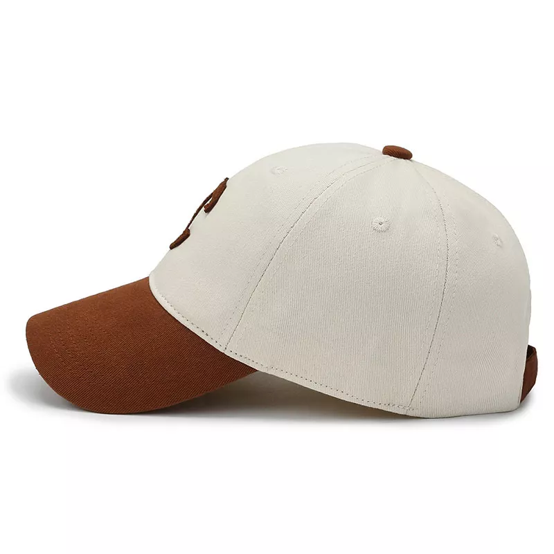 Stylish Cotton Baseball Cap with Adjustable Fit - Image 3