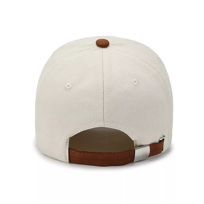 Stylish Cotton Baseball Cap with Adjustable Fit - Image 4