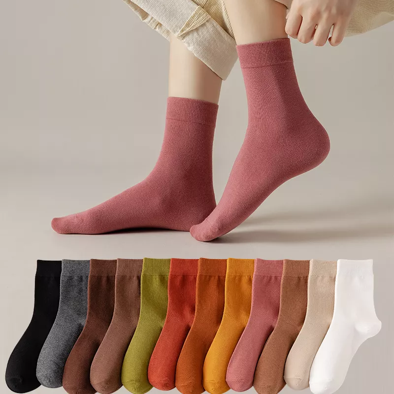 Women's Cotton Solid Color Socks - Image 3