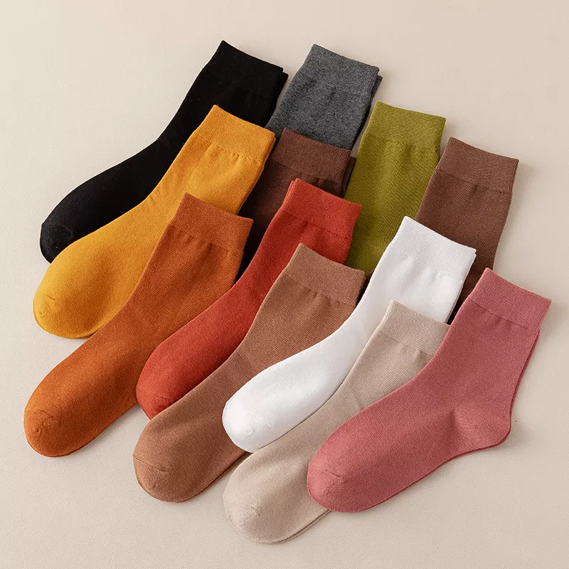 Women's Cotton Solid Color Socks - Image 6