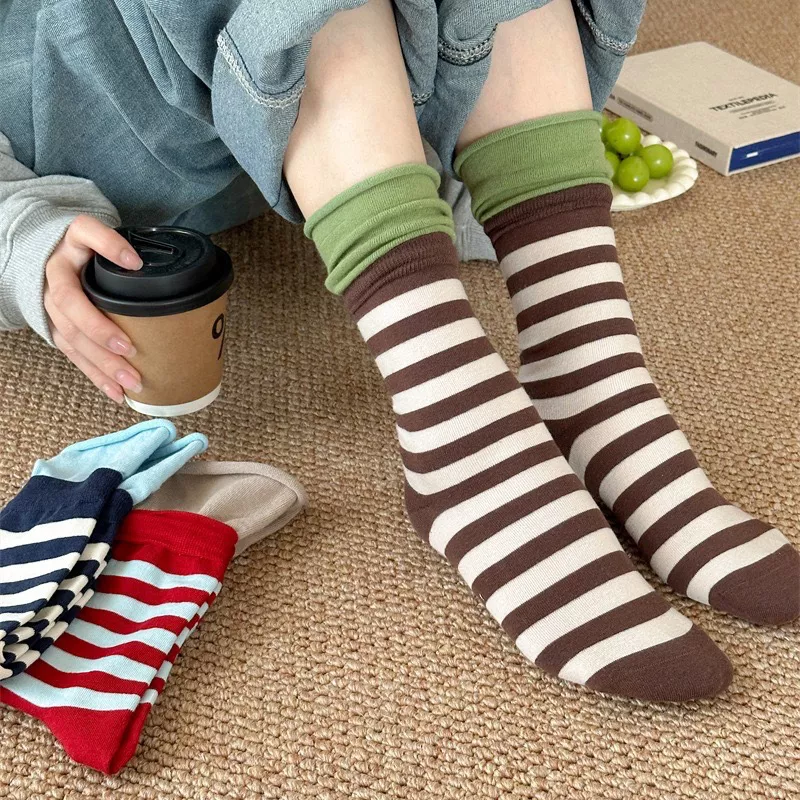 Retro Striped Cotton Socks - Image 3