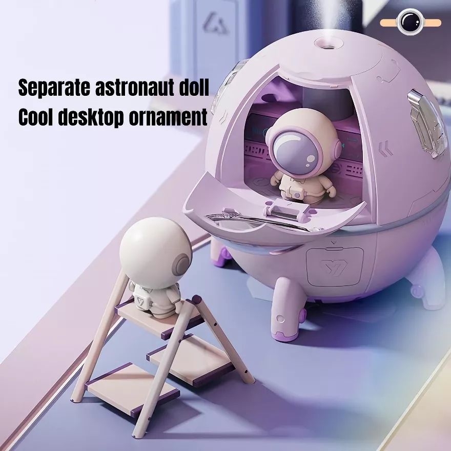 Creative Astronaut Humidifier with LED Night Lamp - Image 6