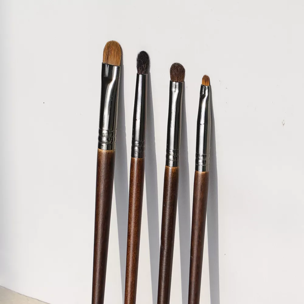 Professional 4-Piece Eyeshadow Makeup Brush Set - Image 6