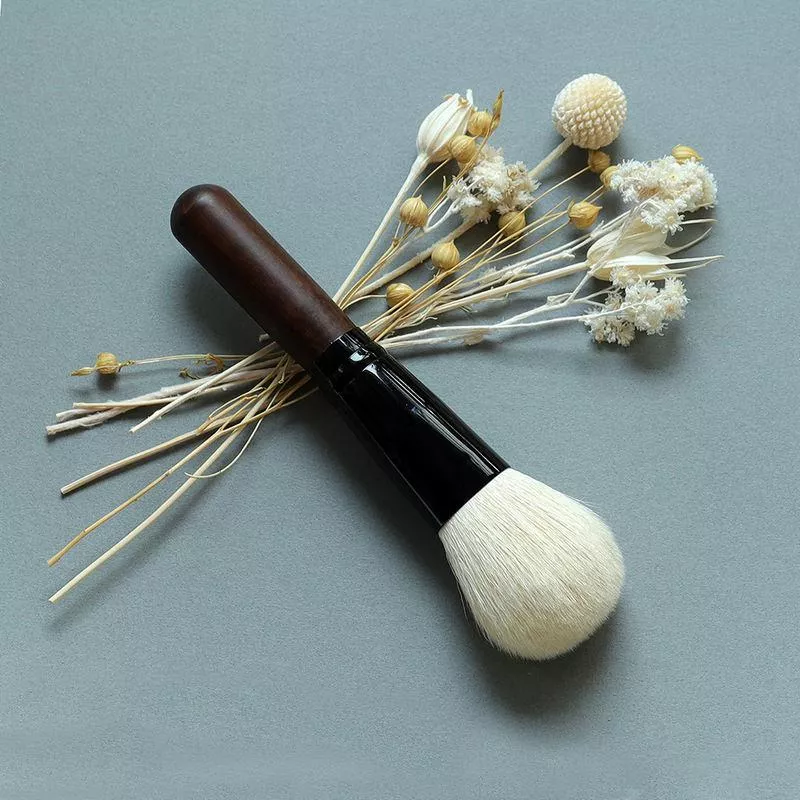 Premium Goat Hair Powder Makeup Brush