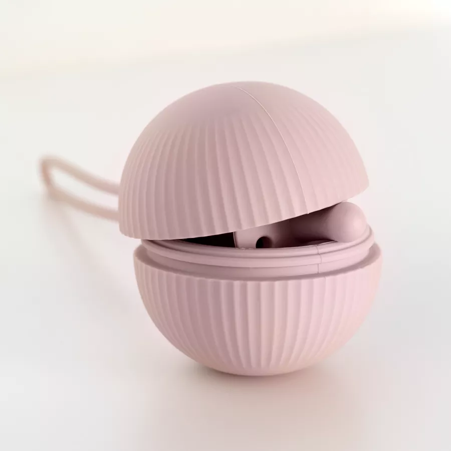 Baby Pacifier Holder & Soother Storage Box - BPA Free Soft Silicone, Portable, Teat Attachment - Image 4