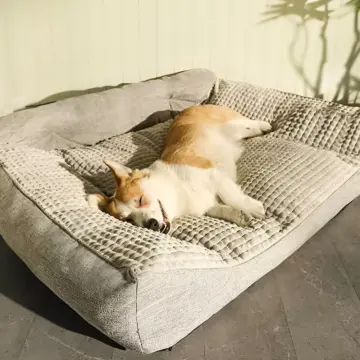 Cozy Winter Pet Bed