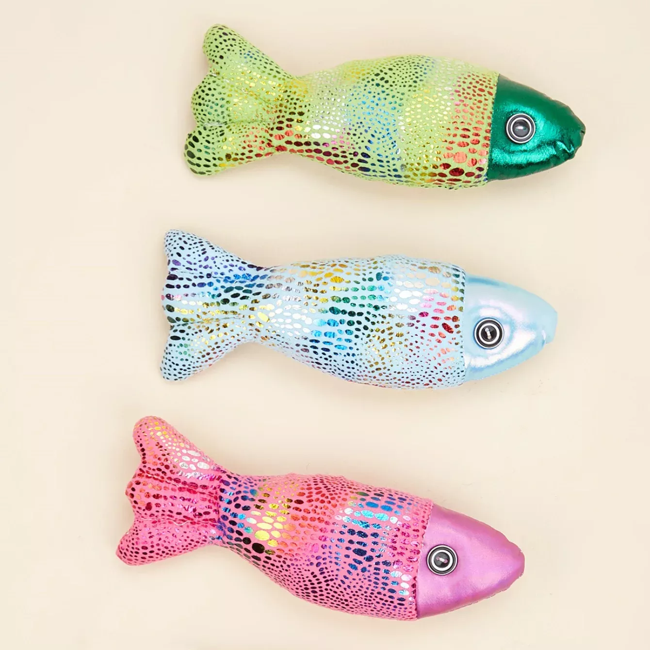 Interactive Colorful Fish Cat Toy with Bell - Bite Resistant Fun for Cats - Image 3
